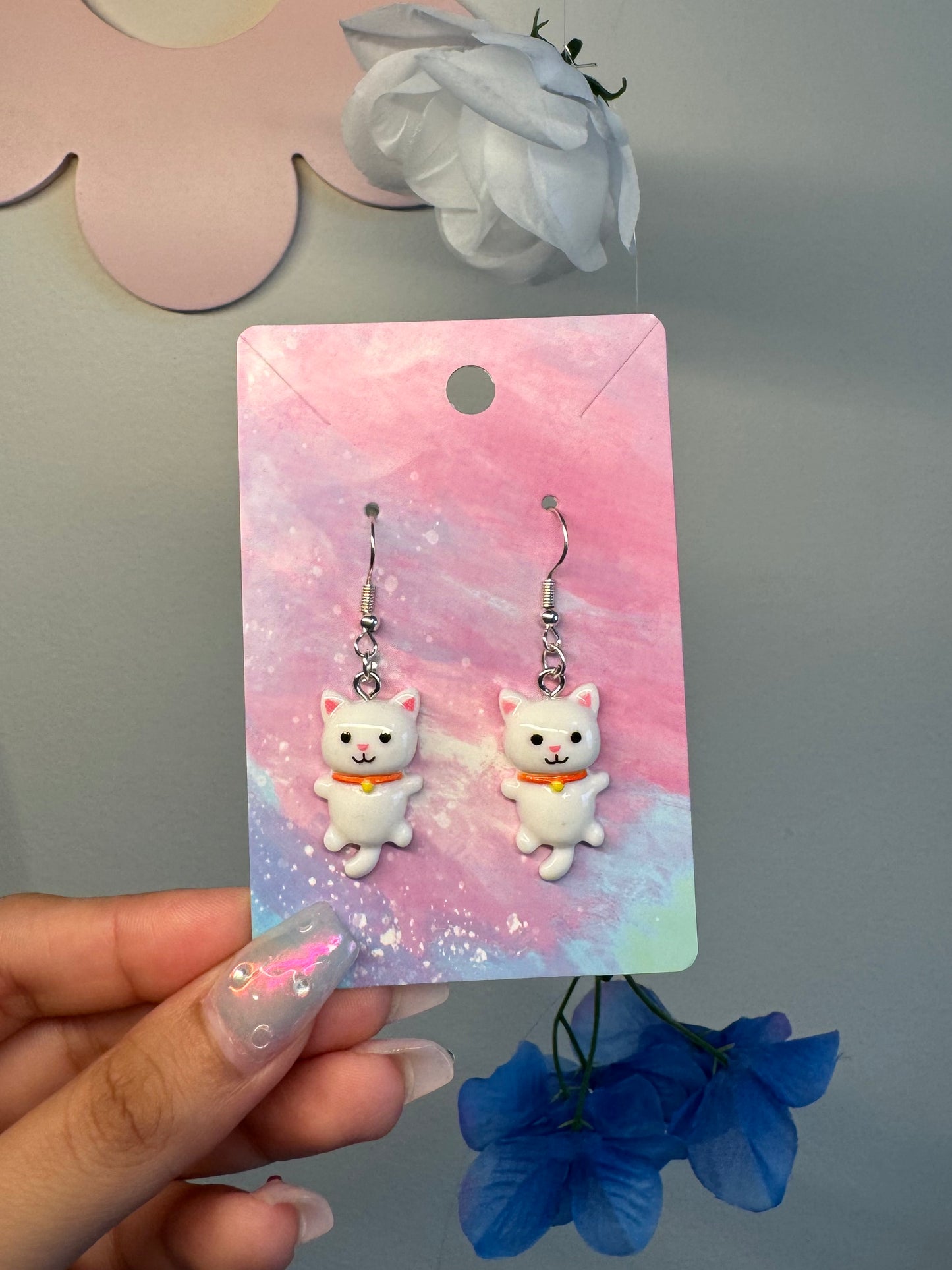 Snowball Kitty Earrings