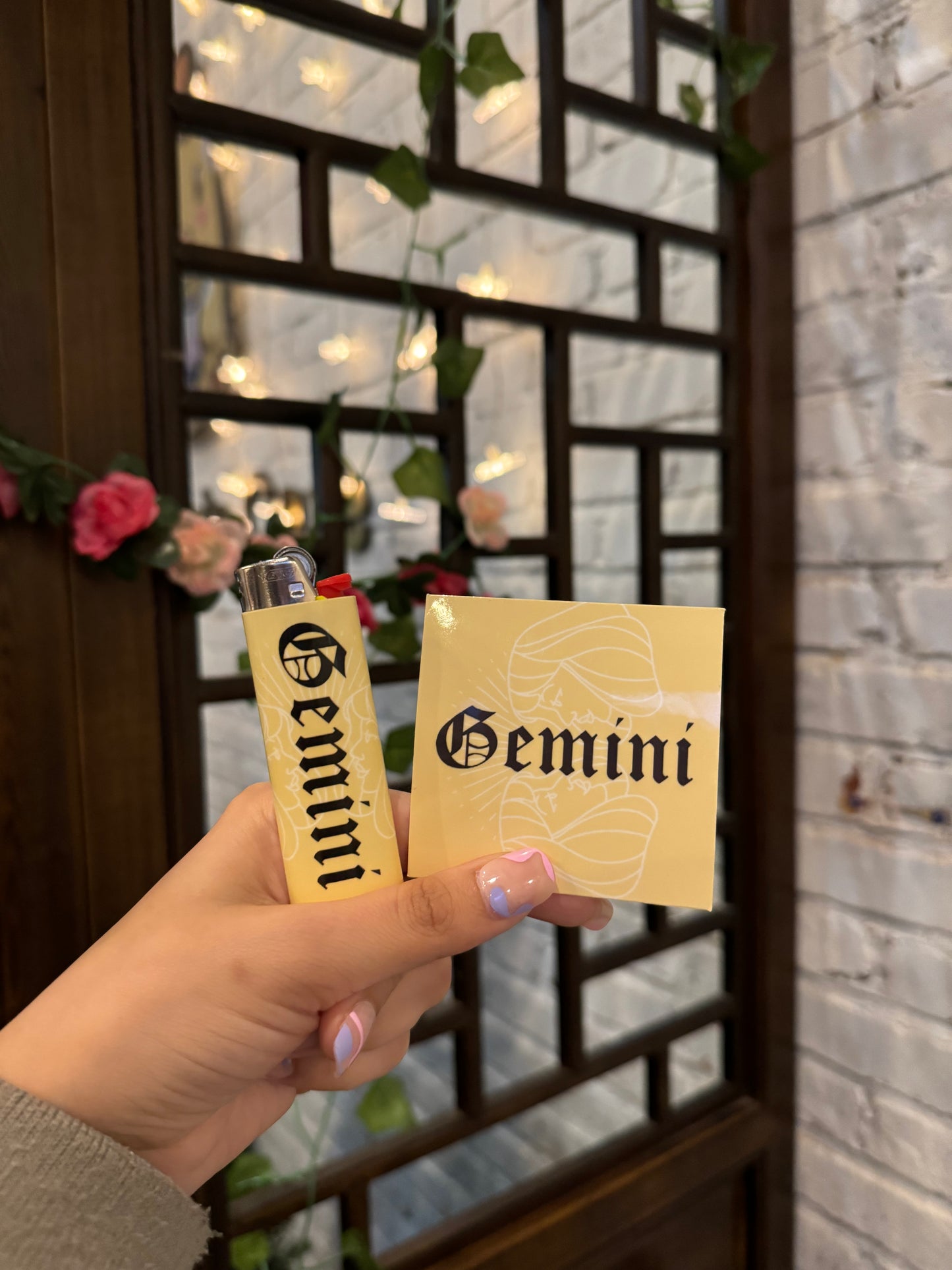 Gemini Zodiac Sign Lighter Wrap